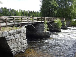 Kermankosken kävelysilta